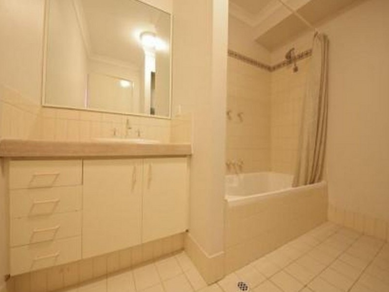 1/40 Wellington Street, East Perth WA 6004