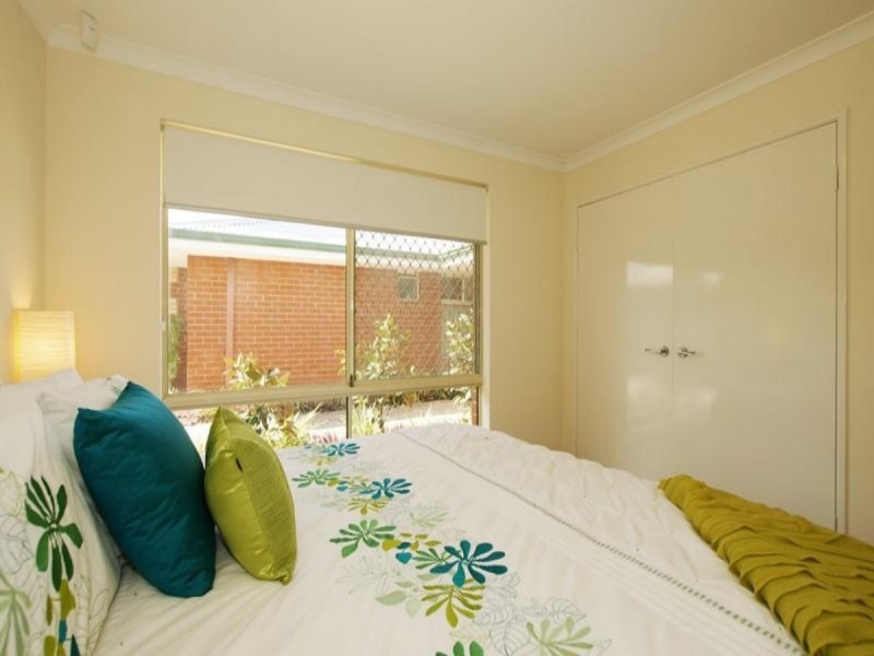 29D Berwick Street, Victoria Park WA 6100