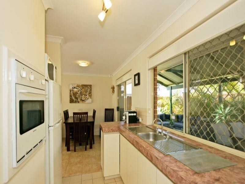 29D Berwick Street, Victoria Park WA 6100