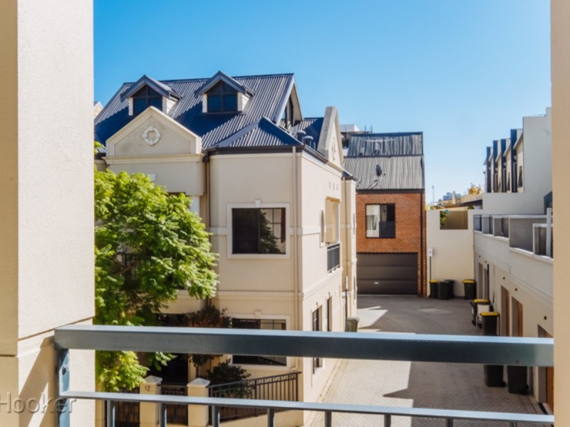 7/22 Saunders Street, East Perth WA 6004