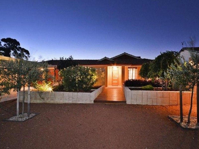 7 Emerald Way, Edgewater WA 6027