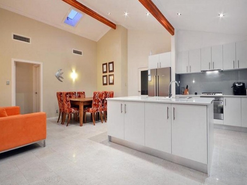 7 Emerald Way, Edgewater WA 6027