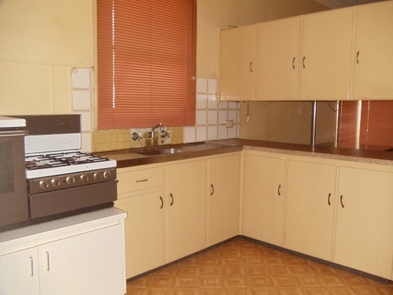 21 Tangmere Way, Balga WA 6061