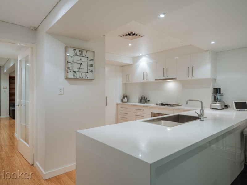 2/132 Royal Street, East Perth WA 6004