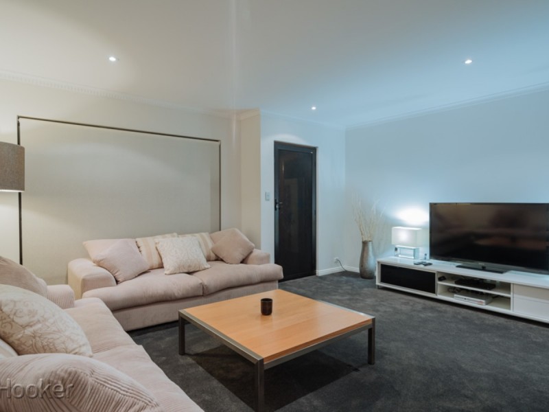 2/132 Royal Street, East Perth WA 6004