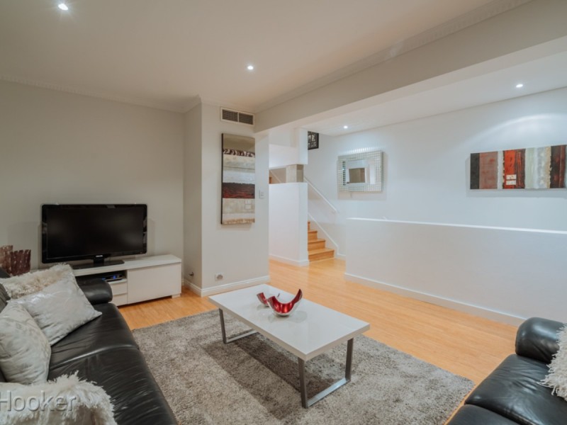 2/132 Royal Street, East Perth WA 6004