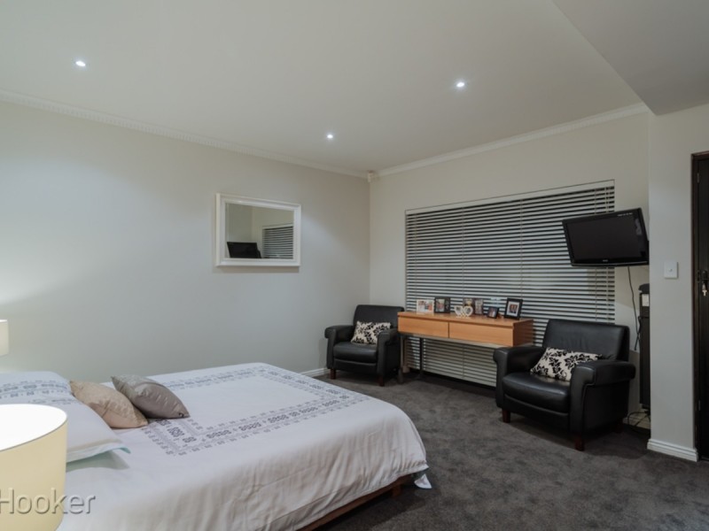 2/132 Royal Street, East Perth WA 6004