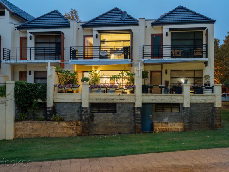 2/132 Royal Street, East Perth WA 6004