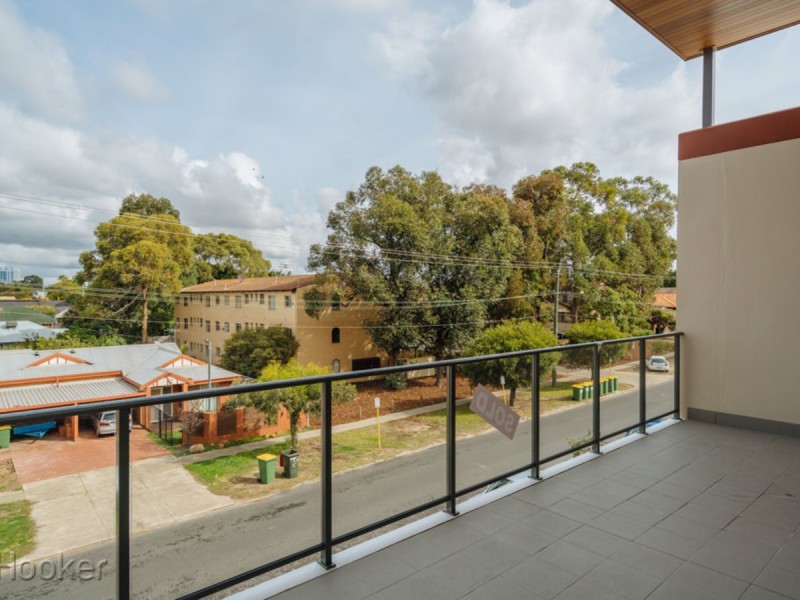 30/2 Tenth Avenue, Maylands WA 6051