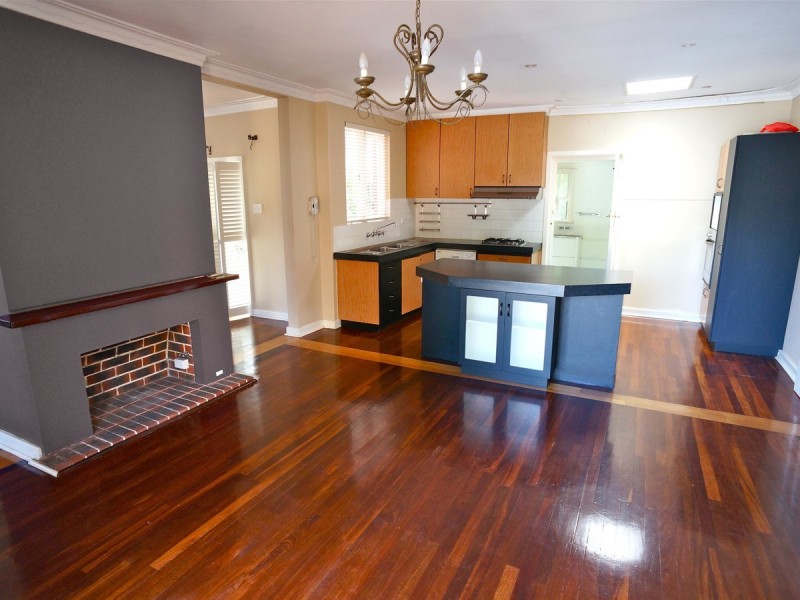 22 Shirley Avenue, Mount Pleasant WA 6153