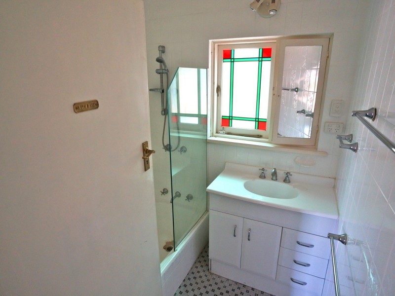 22 Shirley Avenue, Mount Pleasant WA 6153