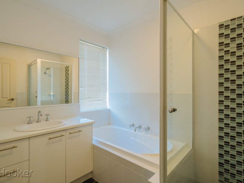 2/42 Gladstone Road, Rivervale WA 6103