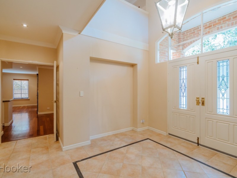 60 Blamey Place, Como WA 6152