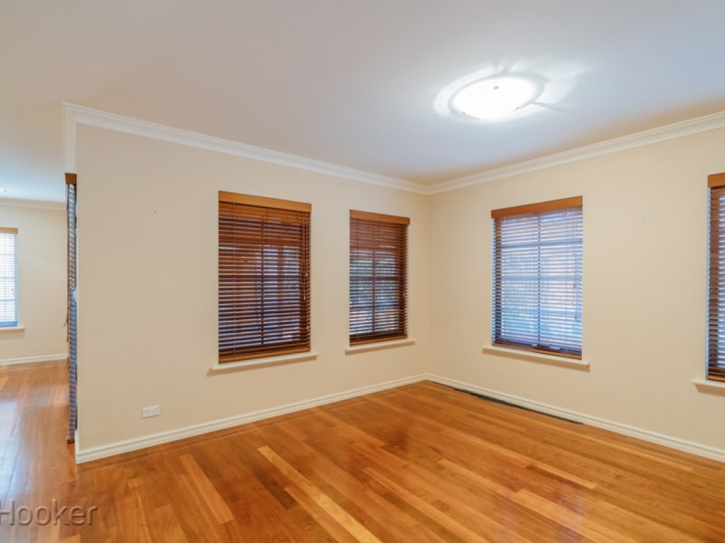 60 Blamey Place, Como WA 6152