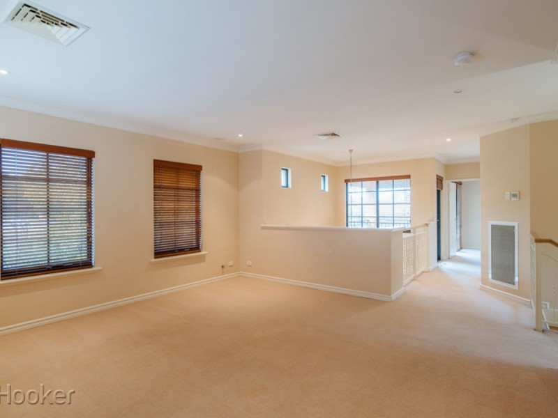 60 Blamey Place, Como WA 6152