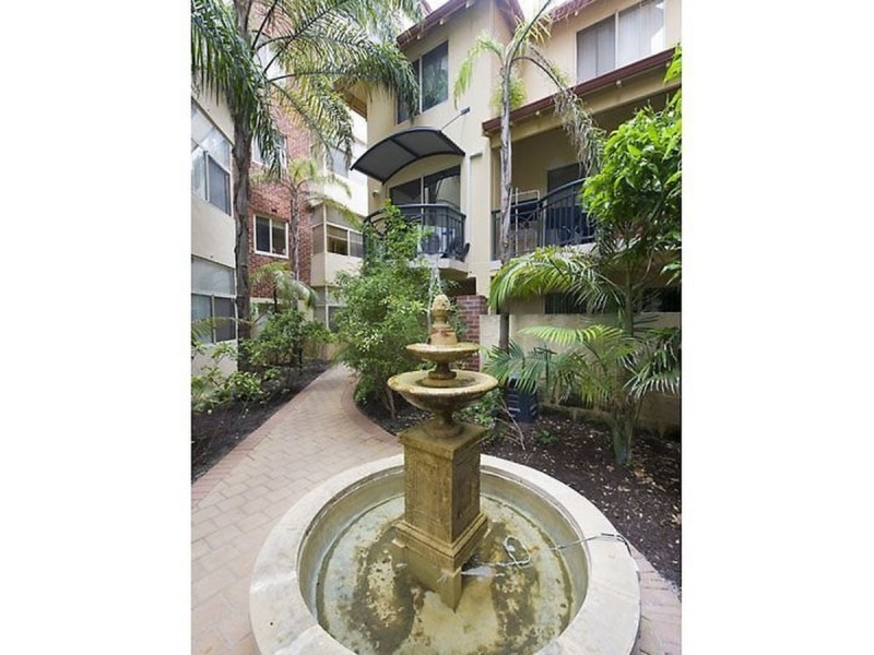 40/138 Adelaide Terrace, East Perth WA 6004