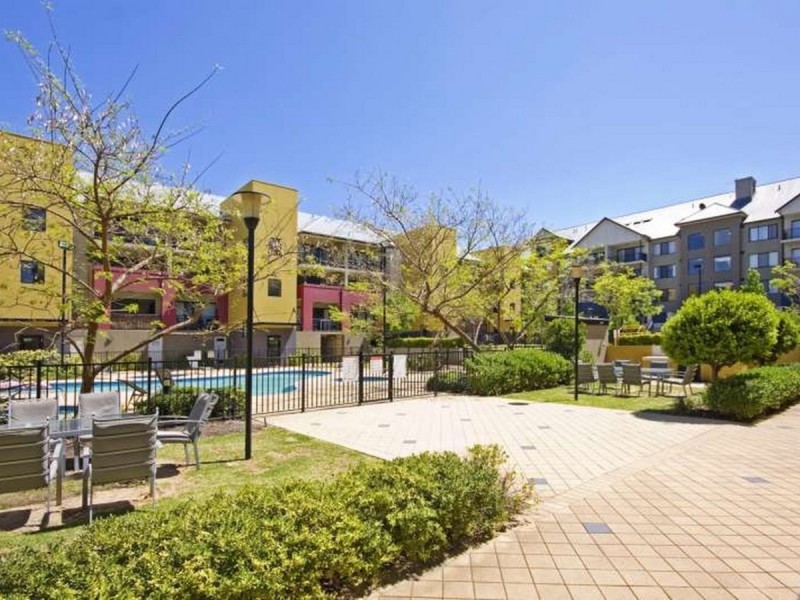 122/215 Stirling Street, Perth WA 6000