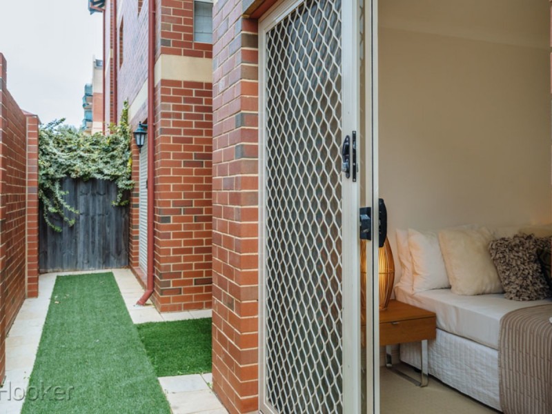 7/42 Bronte Street, East Perth WA 6004