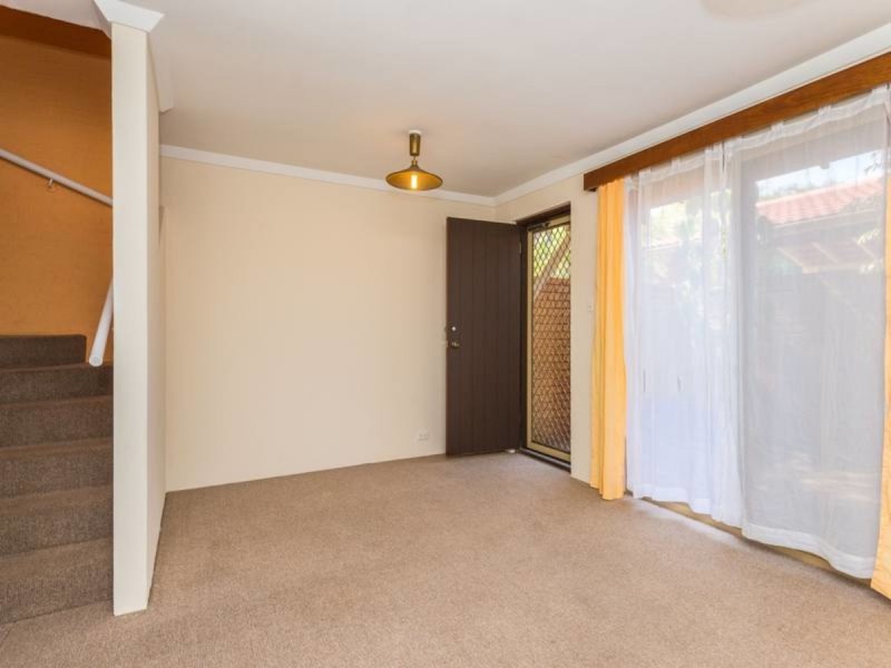 132/2 Wall Street, Maylands WA 6051