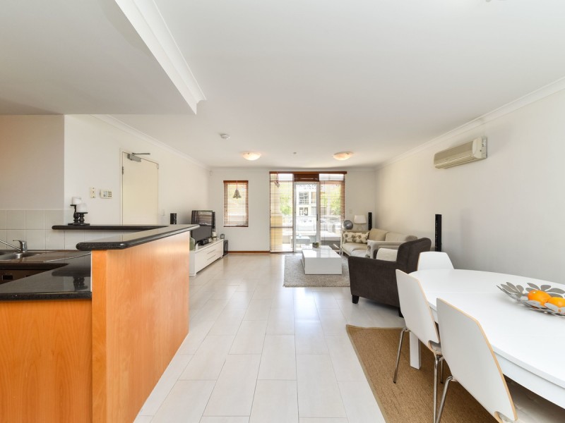 2/41 Brown Street, East Perth WA 6004