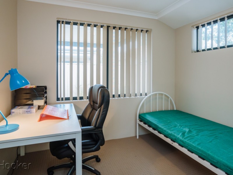 16C Central Terrace, Beckenham WA 6107