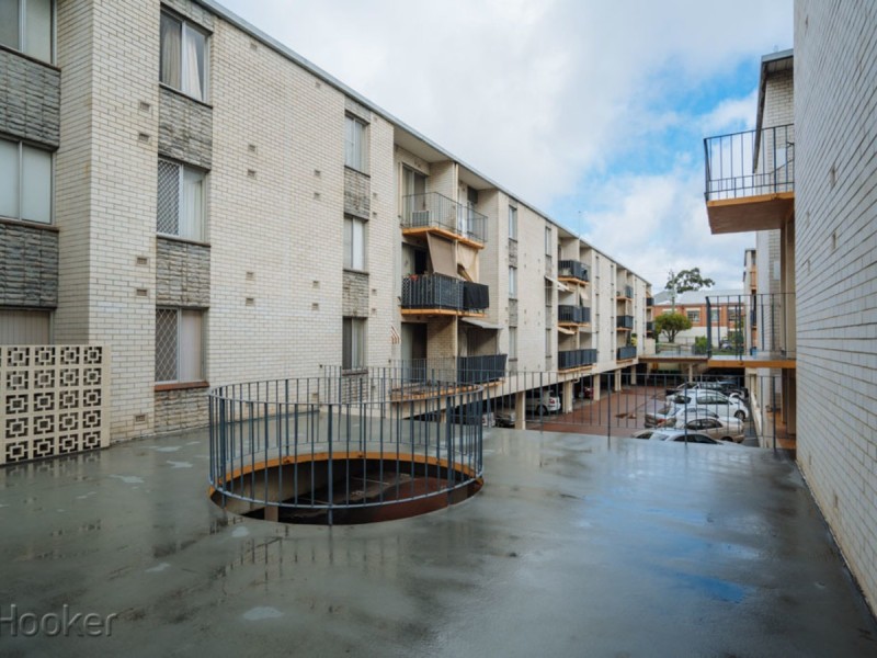 23/156 Whatley Crescent, Maylands WA 6051