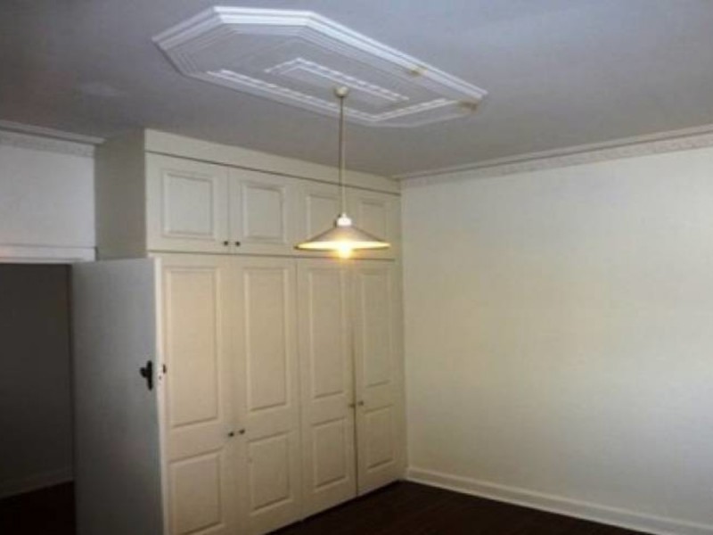 1 Gladstone Street, St James WA 6102