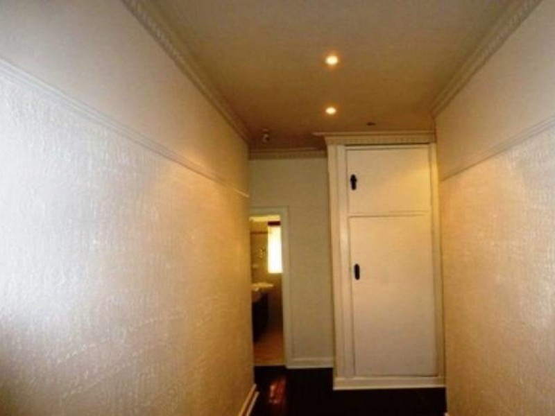 1 Gladstone Street, St James WA 6102