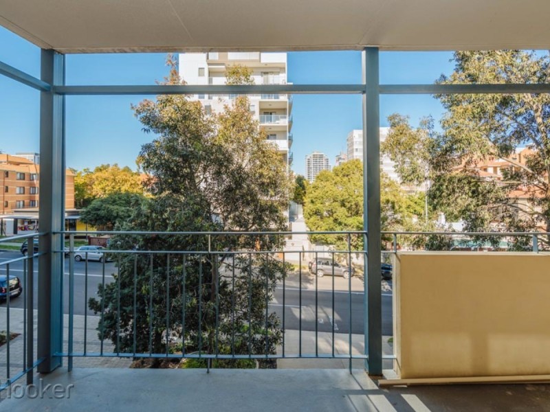 28/40 Wellington Street, East Perth WA 6004
