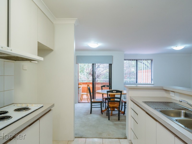 2/23 Wellington Street, East Perth WA 6004
