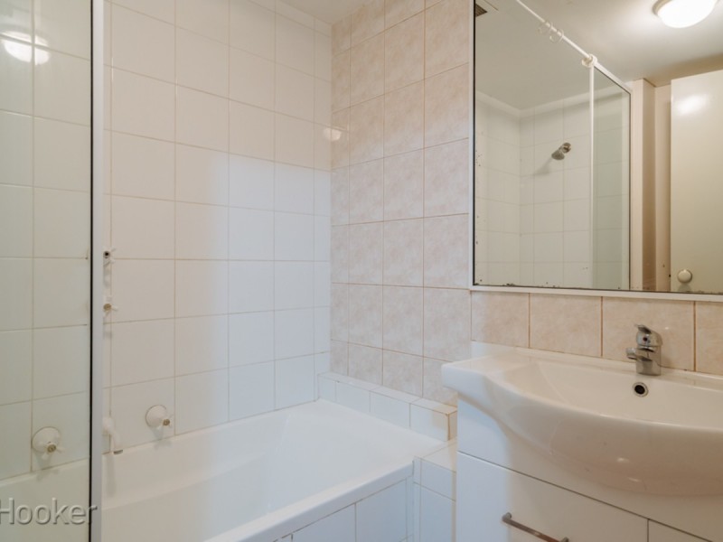 2/23 Wellington Street, East Perth WA 6004