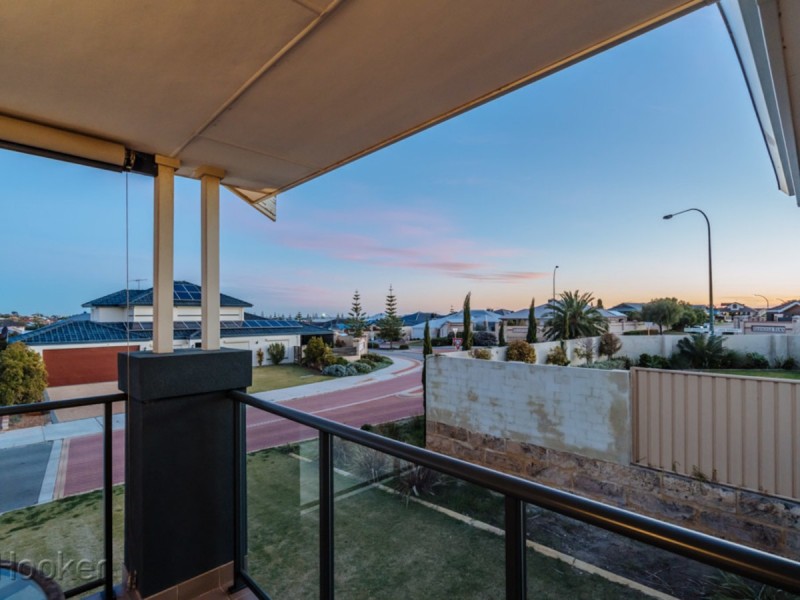 60 Hampshire Drive, Jindalee WA 6036