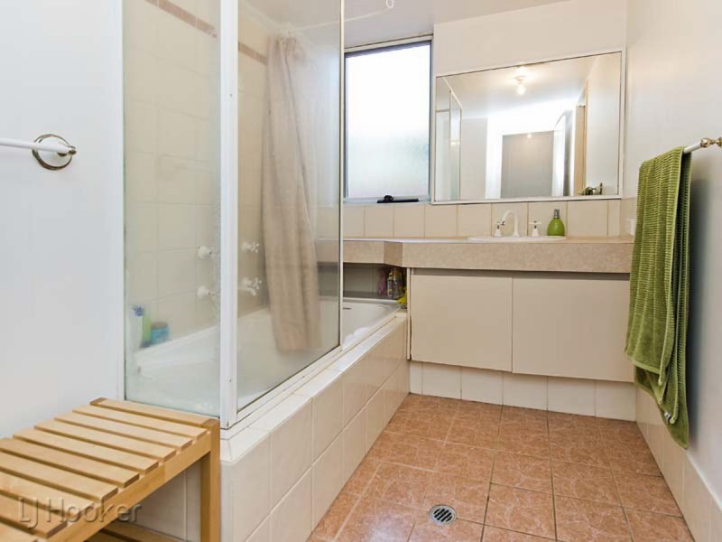 2/55 Wellington Street, East Perth WA 6004