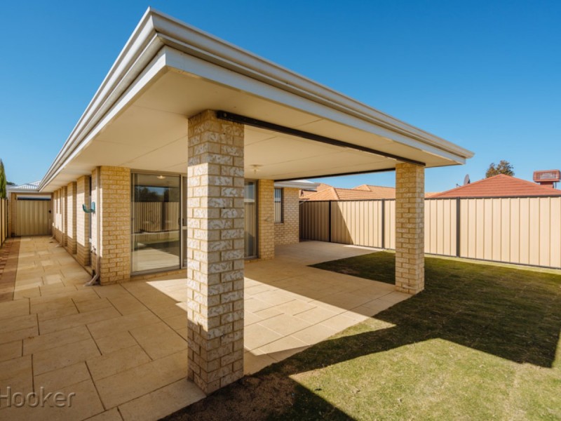 52 lauderdale Ramble, Carramar WA 6031