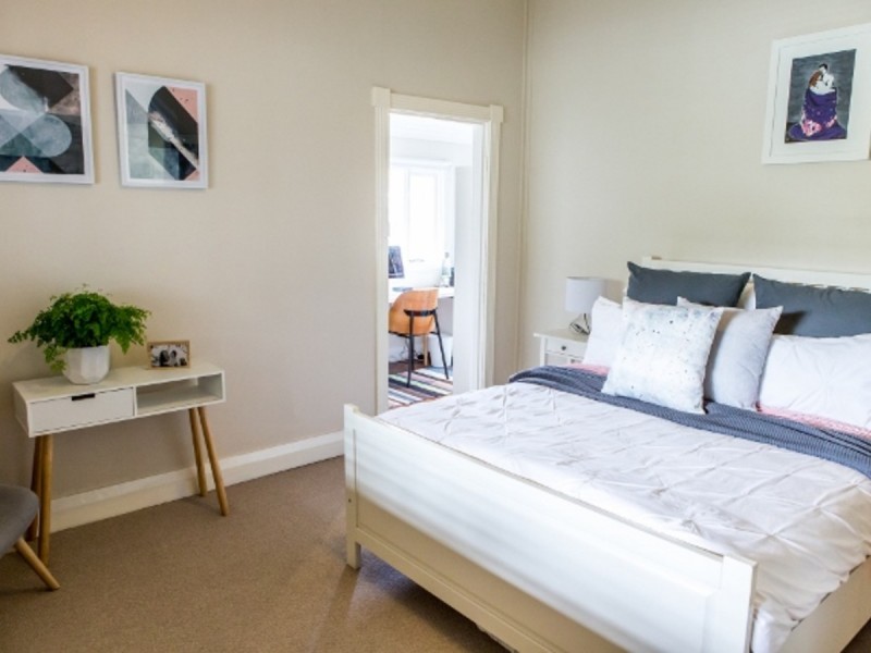 1 Holmesdale Road, Baskerville WA 6056