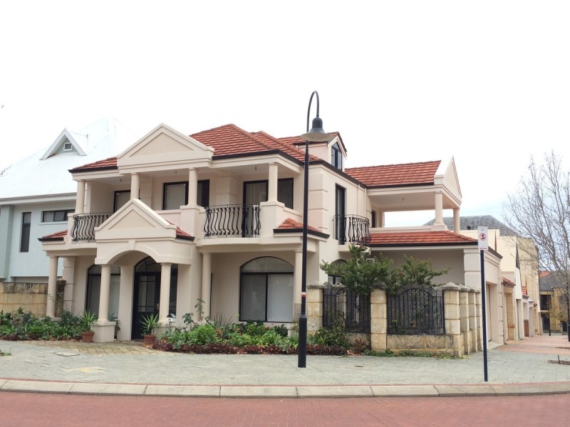 16 Haig Park Circle, East Perth WA 6004