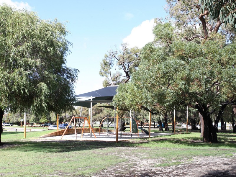 5A/92 Alexander Drive, Dianella WA 6059