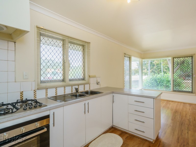 2 Hatfield Way, Girrawheen WA 6064