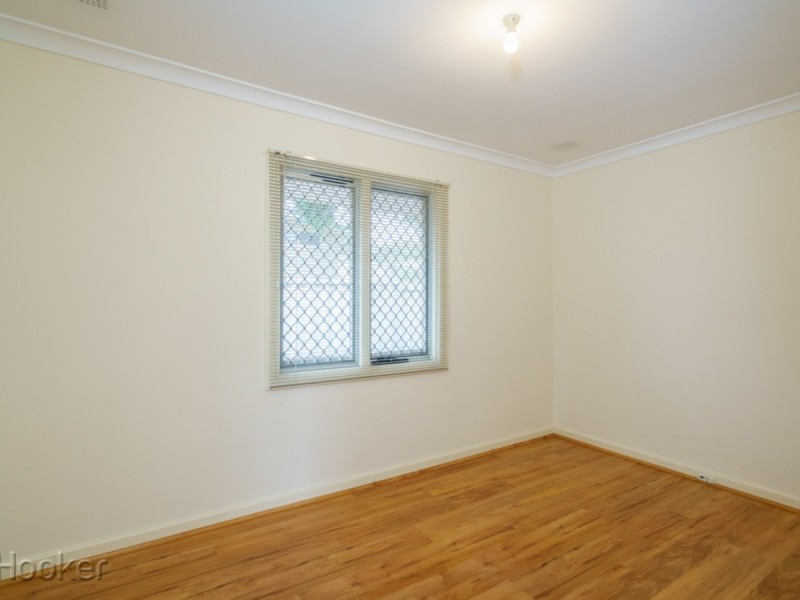 2 Hatfield Way, Girrawheen WA 6064