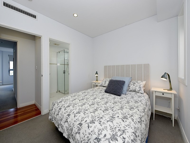 21/52 Wickham Street, East Perth WA 6004