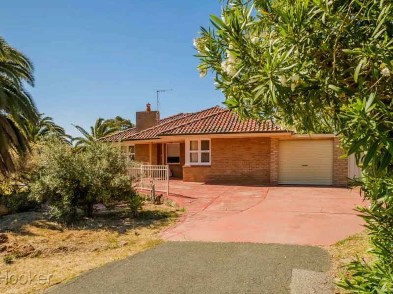 5 Templetonia Crescent, City Beach WA 6015