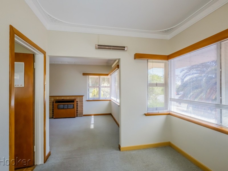 5 Templetonia Crescent, City Beach WA 6015