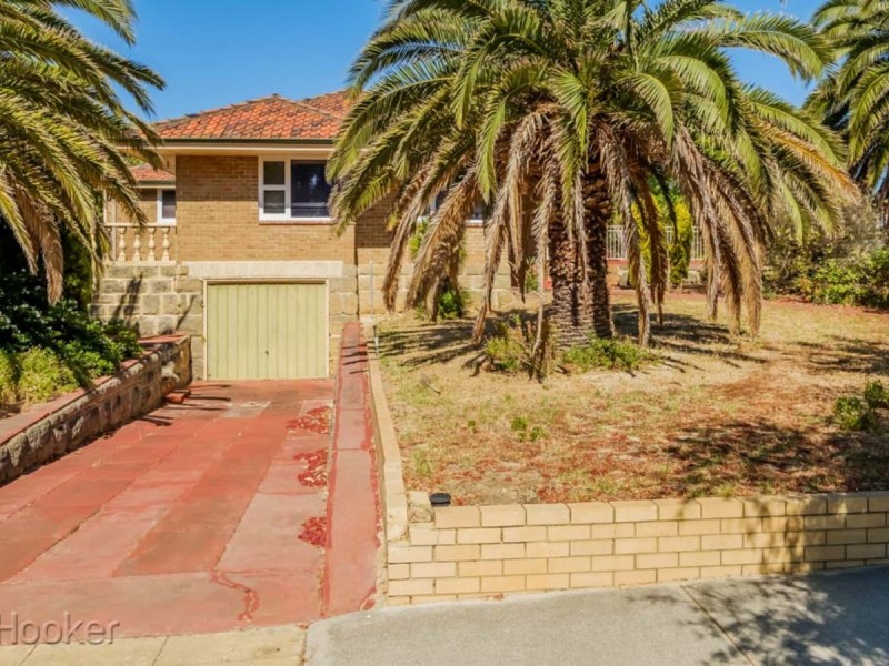 5 Templetonia Crescent, City Beach WA 6015