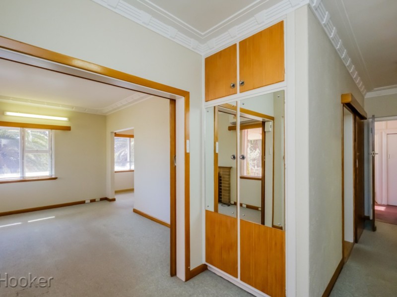 5 Templetonia Crescent, City Beach WA 6015