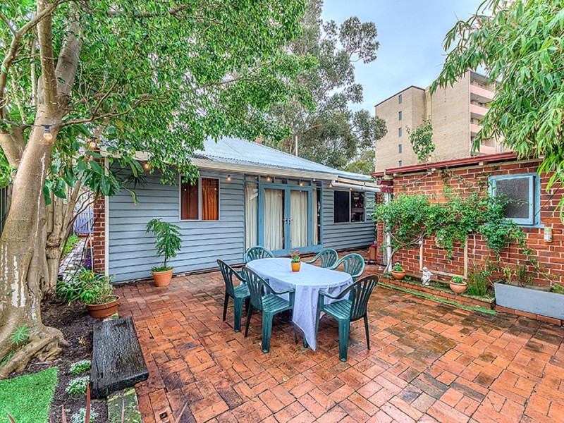 129A Peninsula Road, Maylands WA 6051