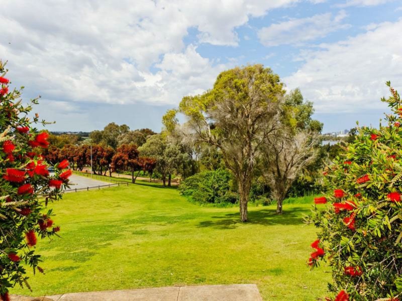 129A Peninsula Road, Maylands WA 6051