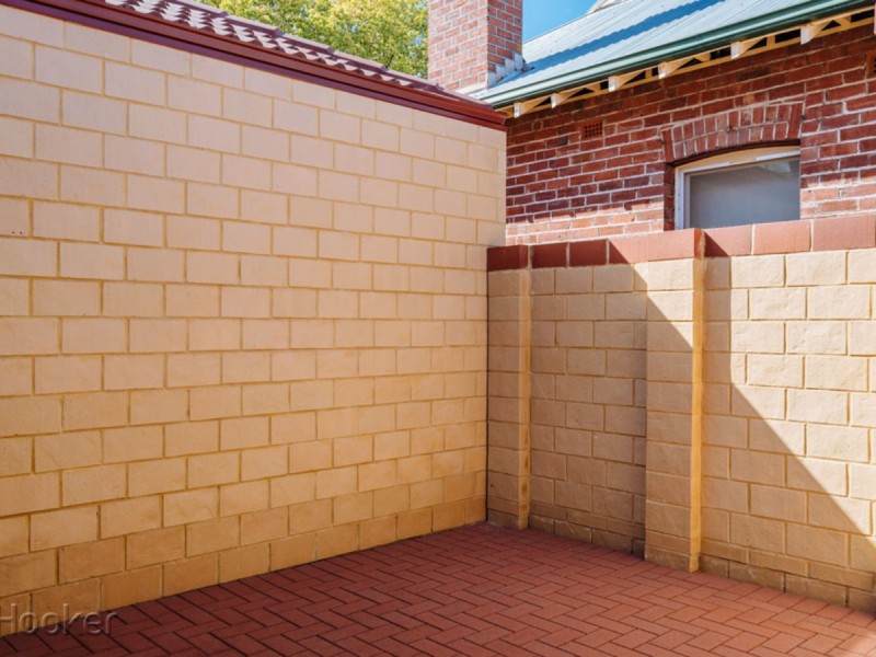 2/39 Windsor Street, Perth WA 6000