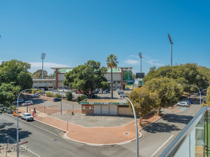 2/39 Windsor Street, Perth WA 6000