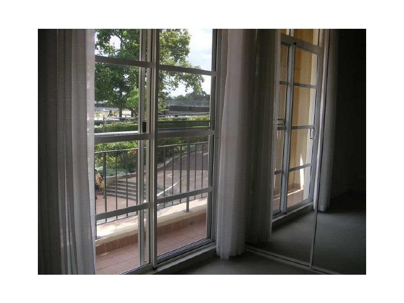 2/20 Royal Street, East Perth WA 6004