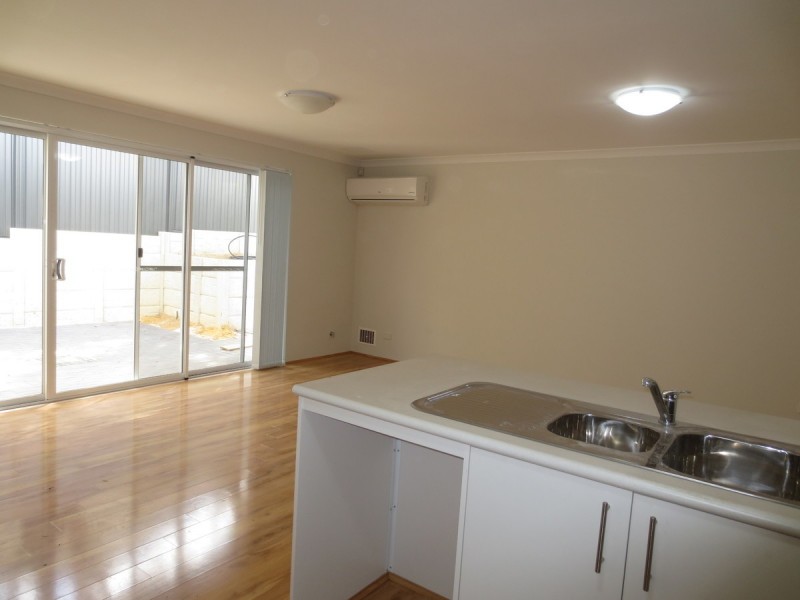 2 Earnley Way, Balga WA 6061